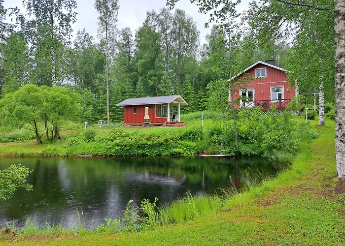 Tunnelmallinen Vapaaajanpaikka بيت للعطل